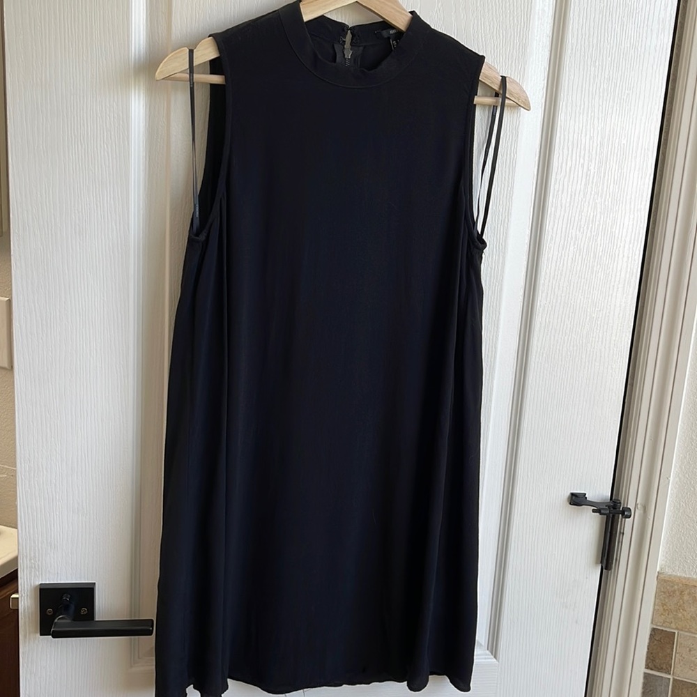 Black crew neck dress